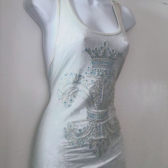 AMERICAN AGE Tank. Size Small. Runs alittle bigger. - Picture 3 of 5